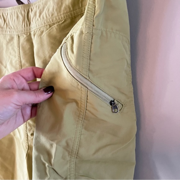 Patagonia Swim 9” Shorts - Lime Yellow - Size 38 - Picture 3 of 5